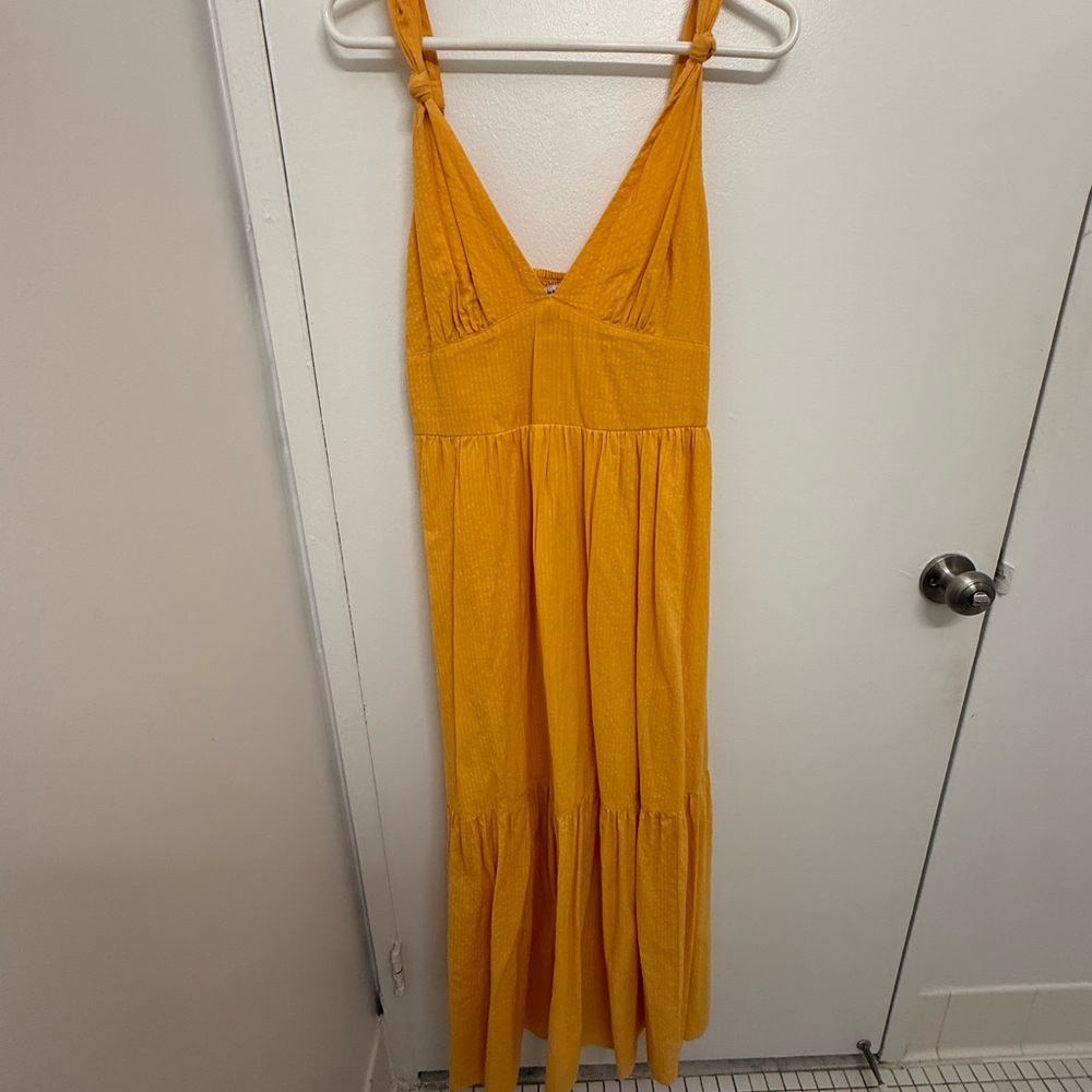 Abercrombie Knot Strap Maxi Dress